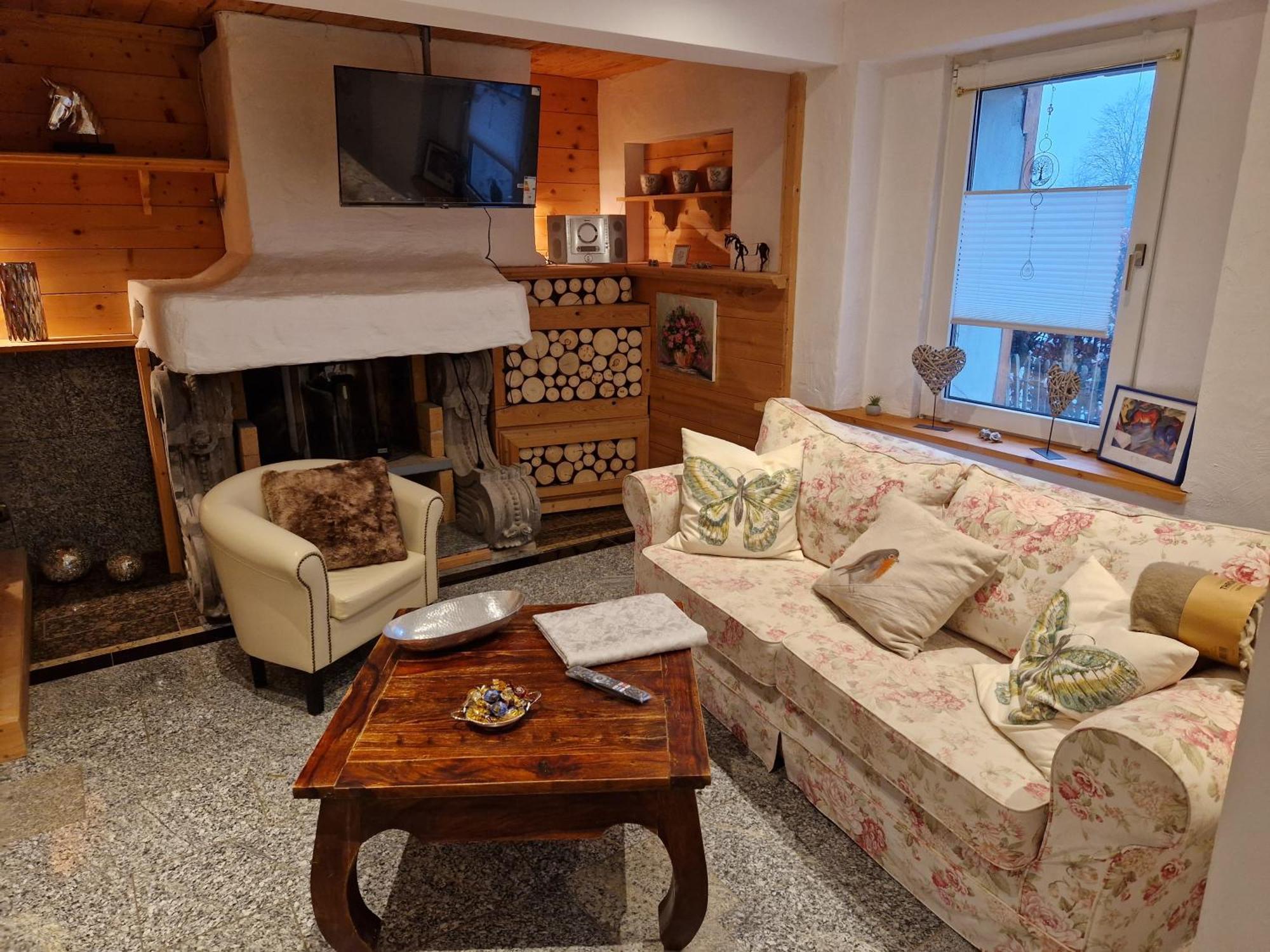 Ferienhaus Eifelgluehen 蒙绍 外观 照片